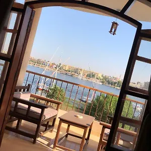 https://luxor-plaza-house.hotels-luxor-egypt.com